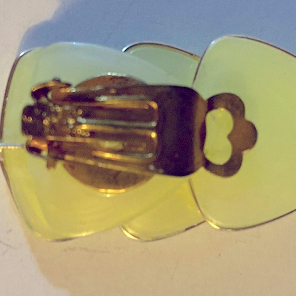 West Germany Earrings, Clip on, Gold tone, Lemon yellow, Vintage, minimalist - Picture 7 of 10